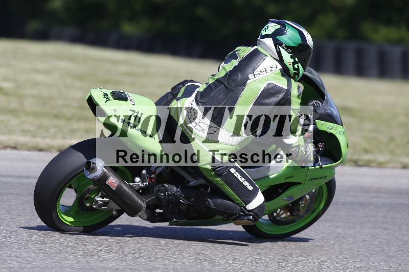 Archiv-2025/17 17.05.2025 PROMAX ADR/Gruppe gruen/711